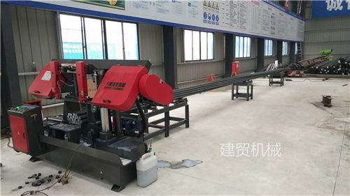 內(nèi)蒙古通遼數(shù)控鋼筋籠滾焊機(jī) 滾焊機(jī)怎么做骨架快